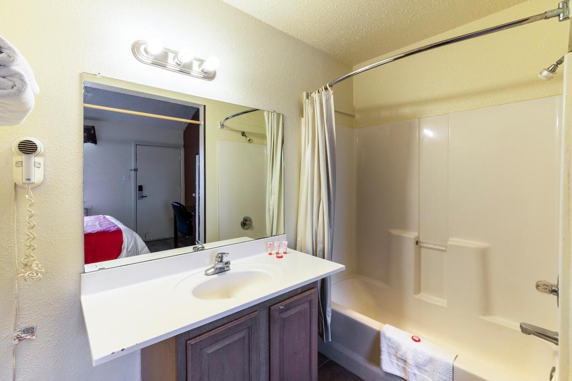 Oyo Hotel Decatur Tx Hwy 287 Northwest المظهر الخارجي الصورة